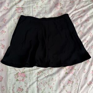 Abercrombie & Fitch | Women's The A&F Sienna Mini Skort in Black | Size Small